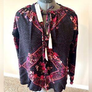 Size small long sleeve blouse